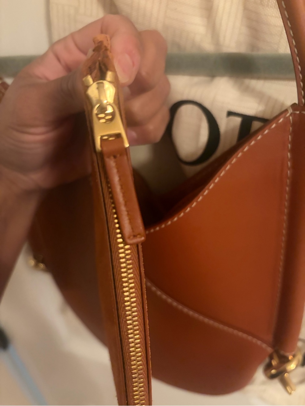 Bottega Veneta Brown Crescent Leather Shoulder Bag - Picture 9 of 12